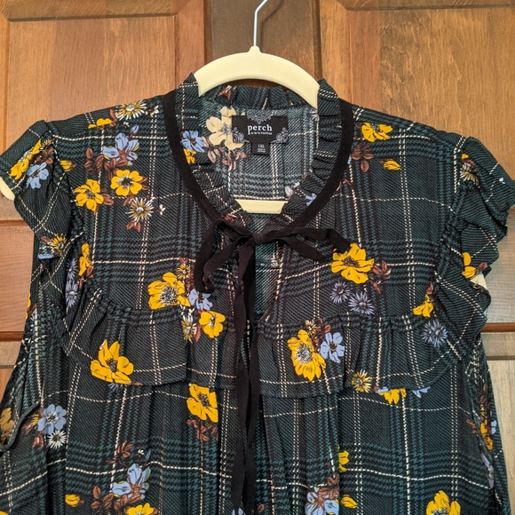 Perch by Blu Pepper tie neck blouse - Picture 2 of 4